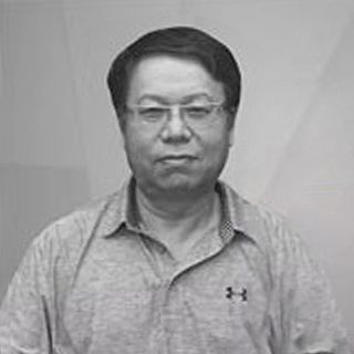 王立军