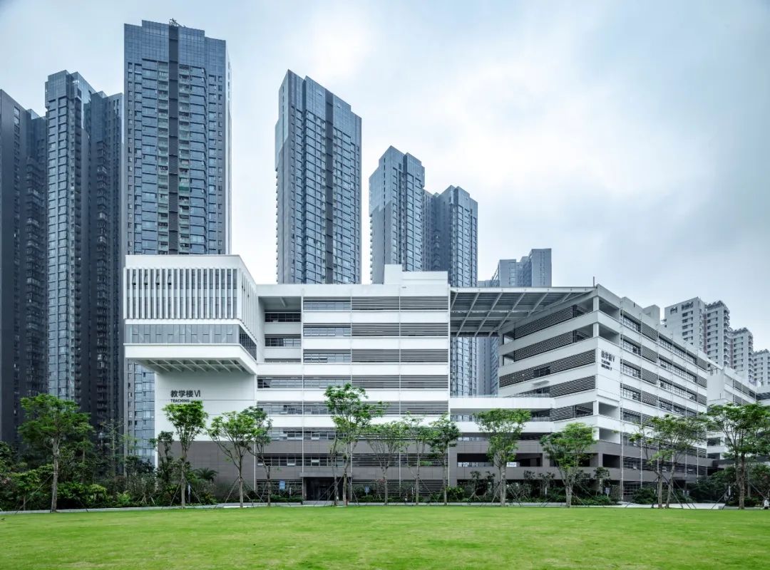 哈尔滨工业大学深圳校区，深圳/建筑