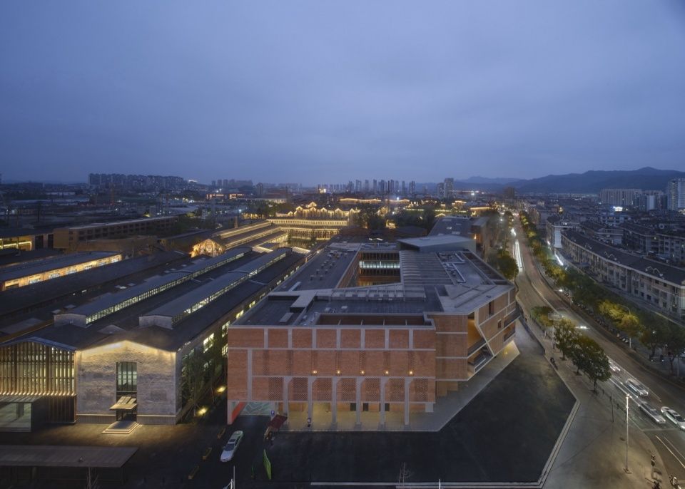 陶溪川艺术学院,江西景德镇 / 天津华汇工程建筑设计有限公司