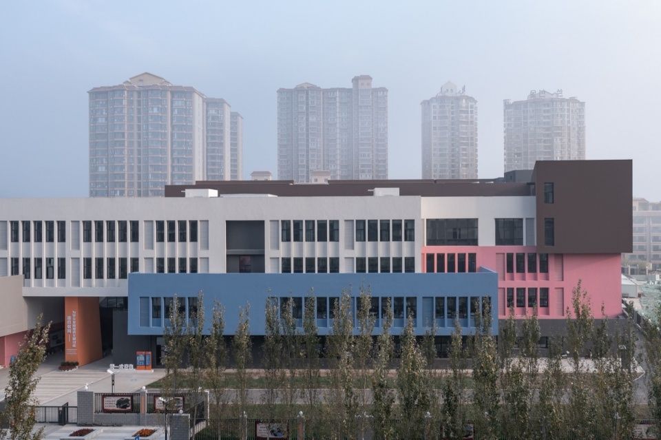 宝鸡市渭滨第一学校，陕西 / c+d设计中心