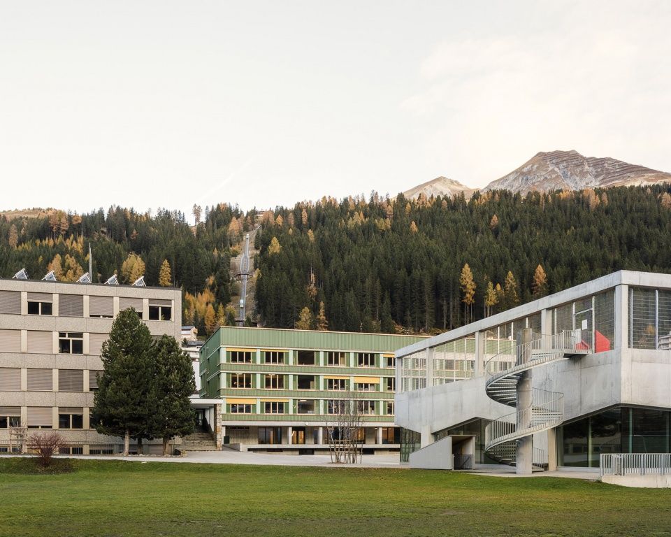 Davos学校扩建,瑞士 / CURA Architekten