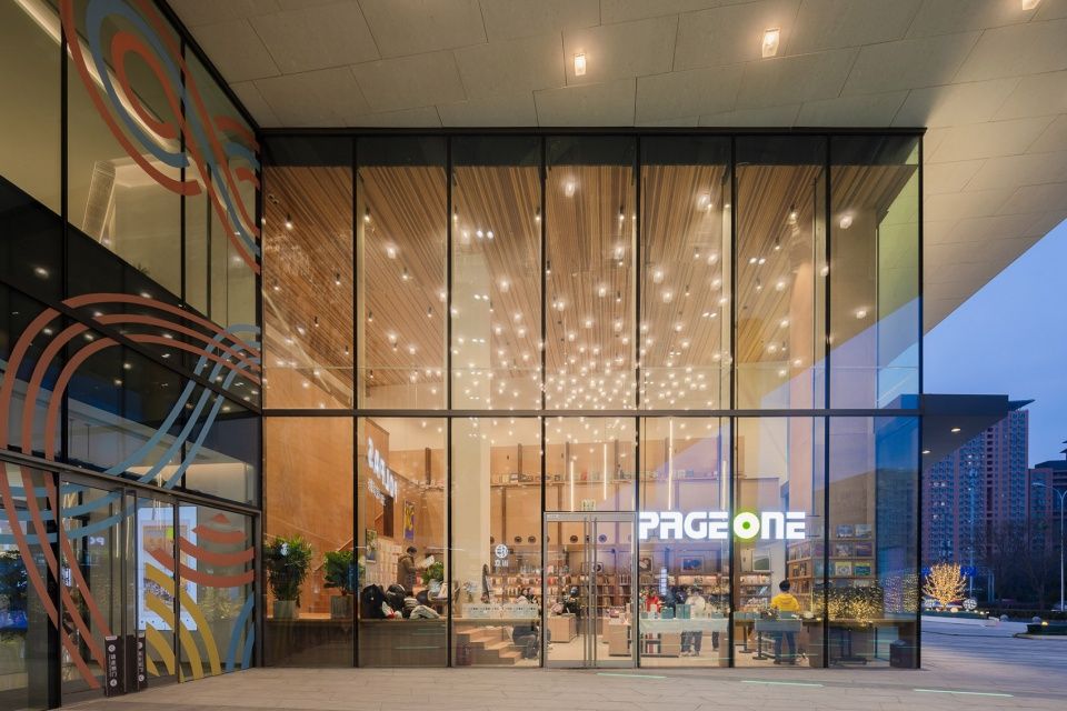 PAGEONE北辰荟黑胶概念店，北京 / llLab. 叙向建筑设计