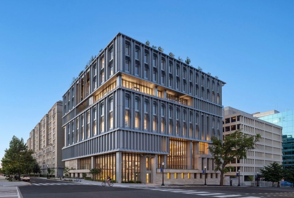 乔治城大学麦考特公共政策学院 ，美国 / 罗伯特·斯特恩建筑师事务所