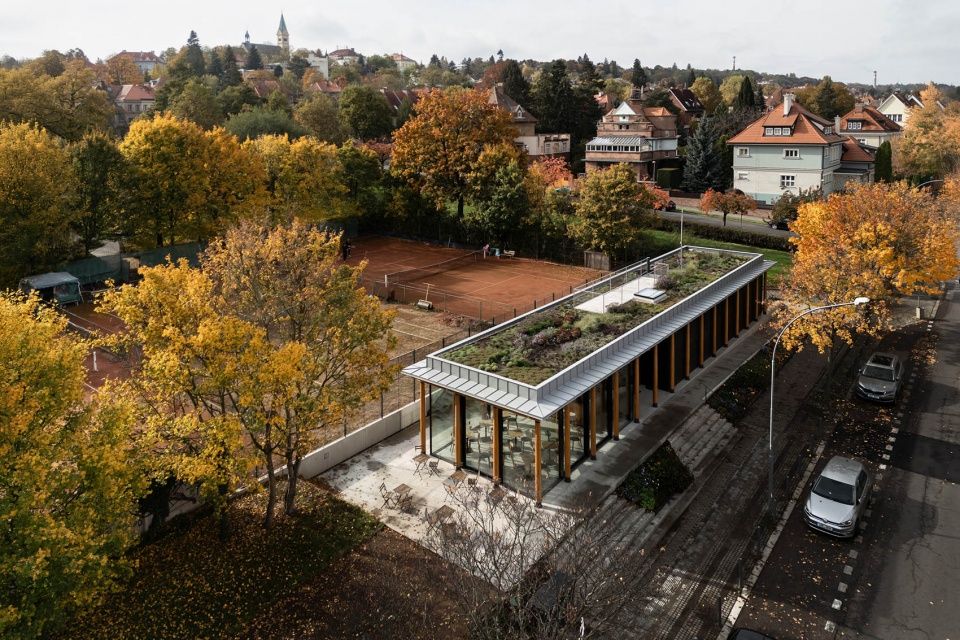 布拉格Beseda Ořechovka网球俱乐部，捷克 / Pavel Hnilička Architects+Planners