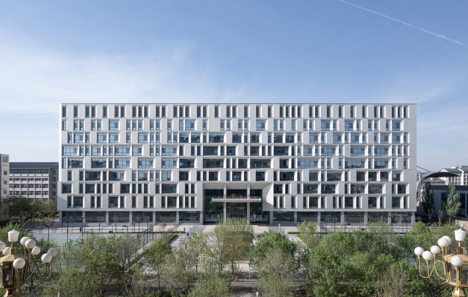 太原师范学院教师教育实训中心 / 华南理工大学建筑设计研究院有限公司 陶郅工作室