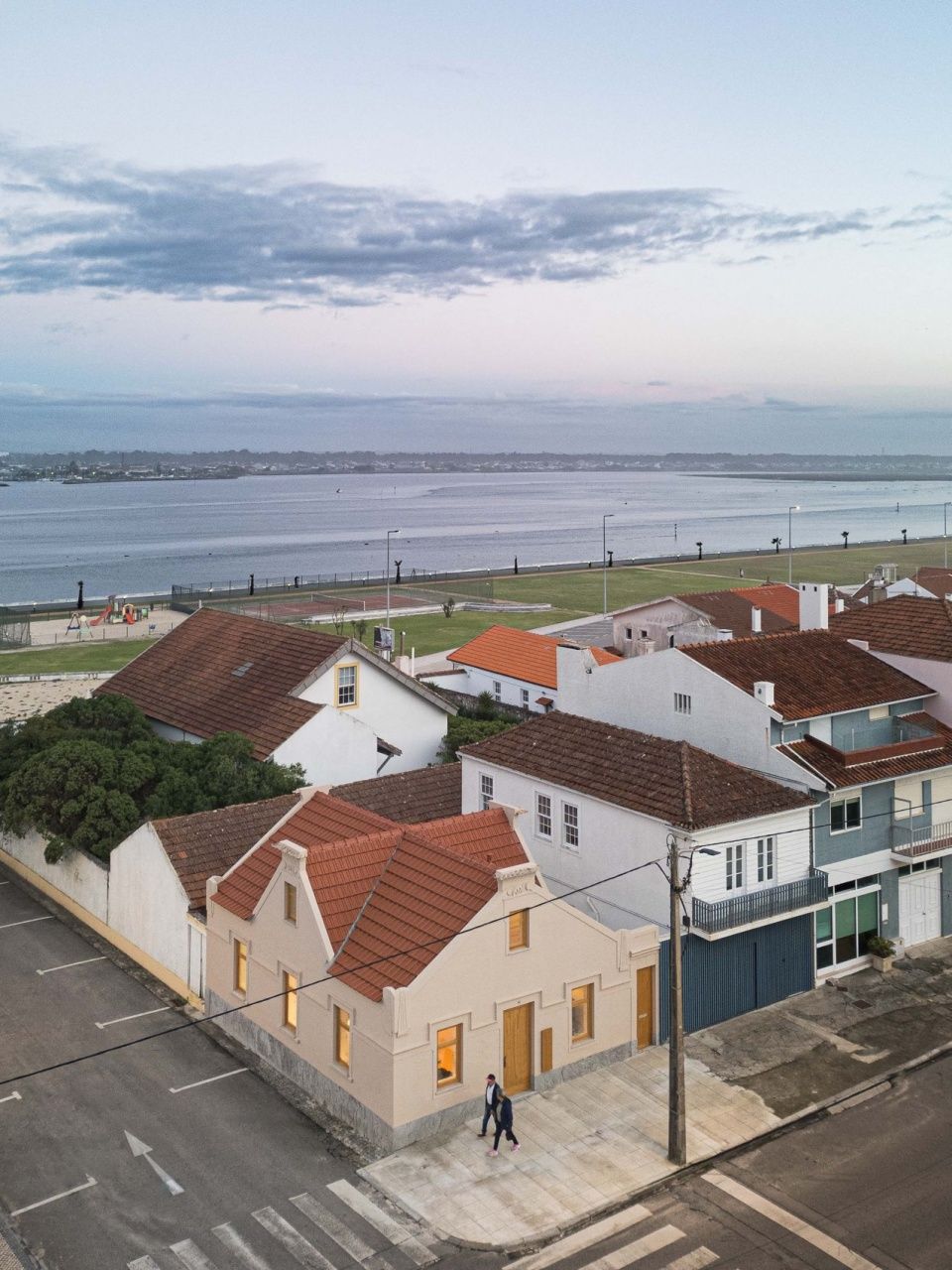 Clara住宅,葡萄牙 / M2 Senos Arquitectos