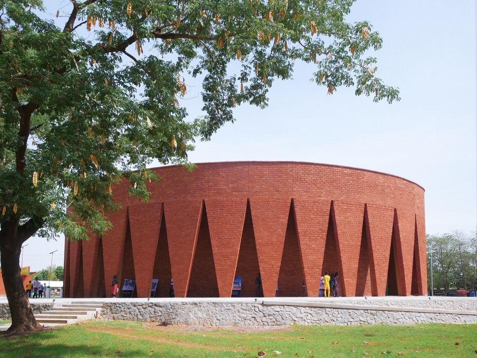 Thomas Sankara纪念陵墓,布基纳法索 / Kéré Architecture