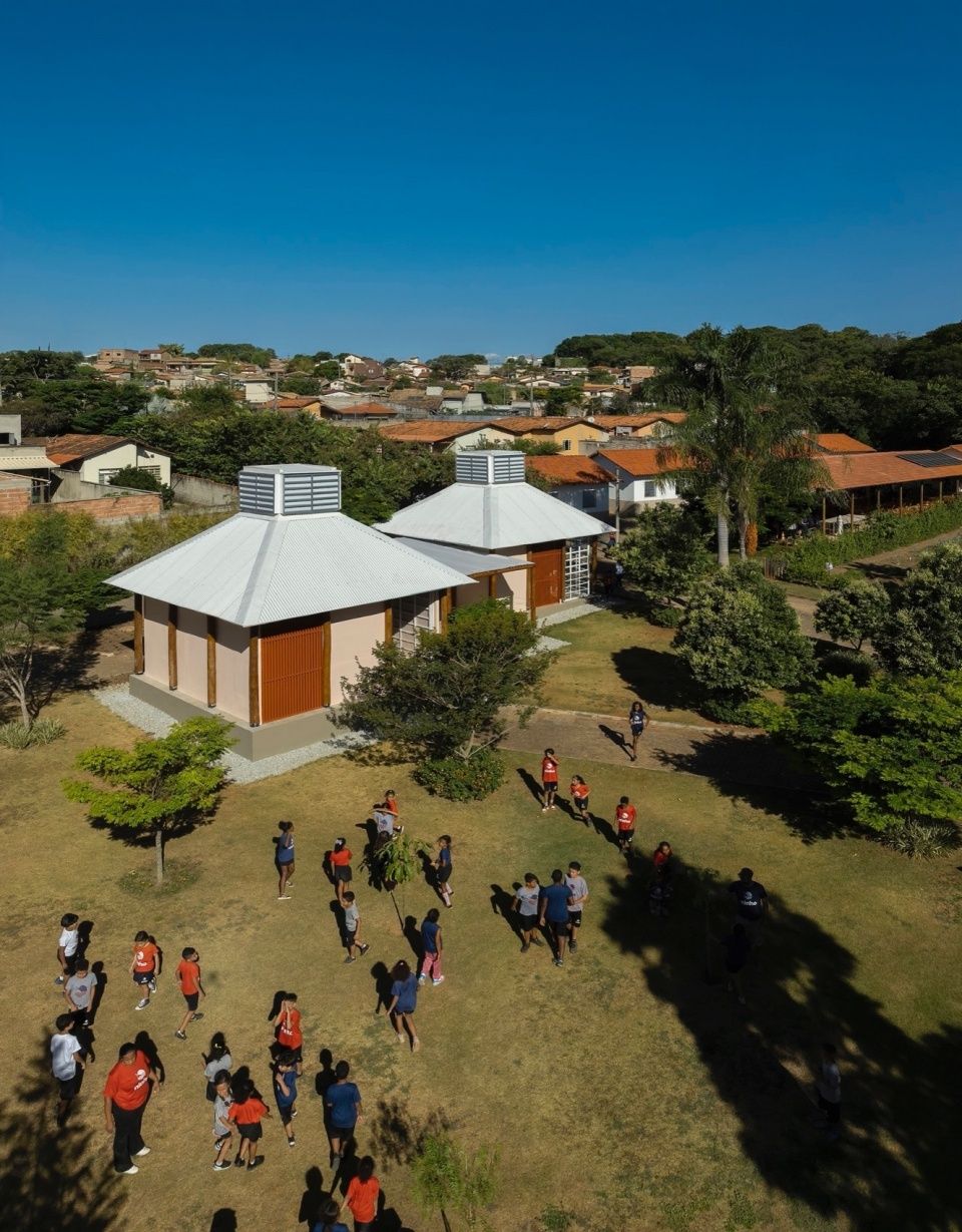 Vila Ninho学校 & João de Barro凉亭,巴西 / BIRI + MACh arquitetos