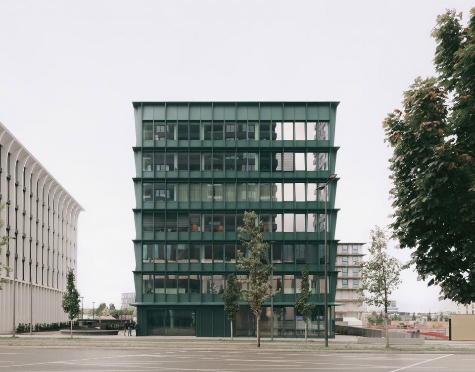 新办公楼,卢森堡 / Bureaux Andrew Phillips