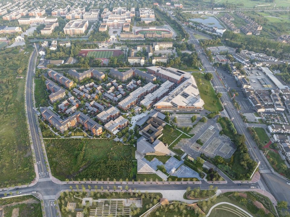 安仁古镇游客中心（廖维公馆改扩建），成都 / 中国建筑设计研究院 胜景几何设计研究中心（原李兴钢建筑工作室）