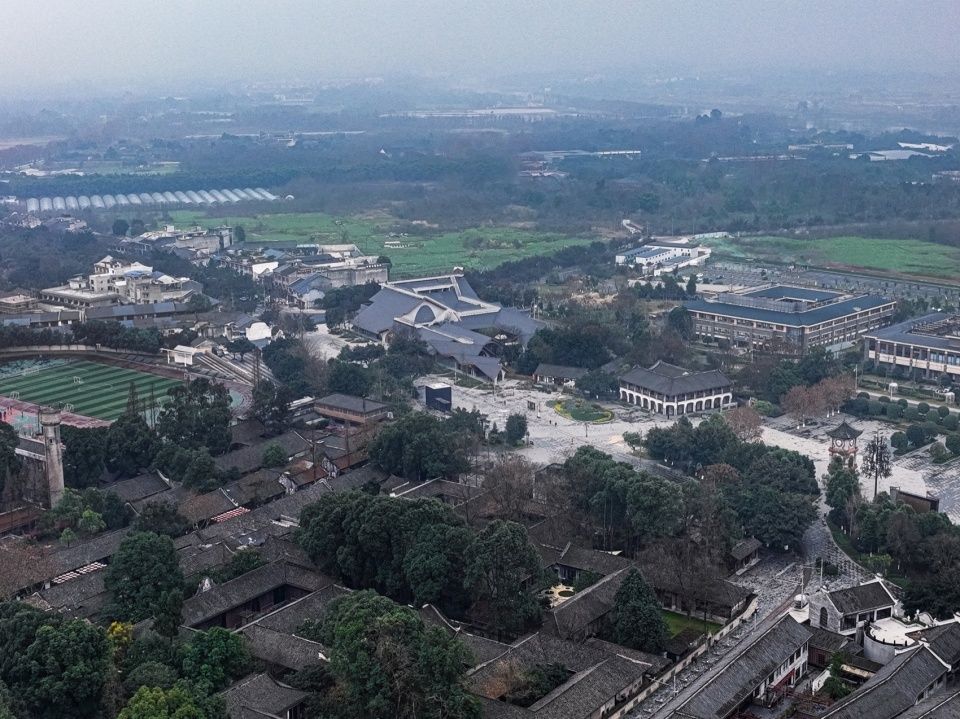 安仁大匠之门文化中心，成都 / 中国建筑设计研究院有限公司 胜景几何设计研究中心（原李兴钢建筑工作室）