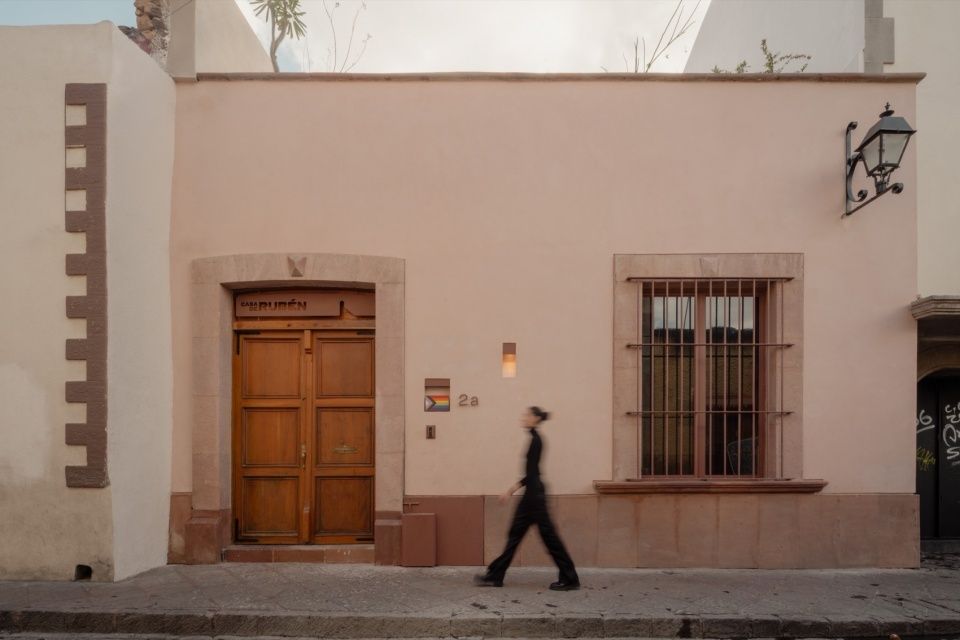 LGBTQ+社区中心 & Rubén之家，墨西哥 / Intersticial Arquitectura
