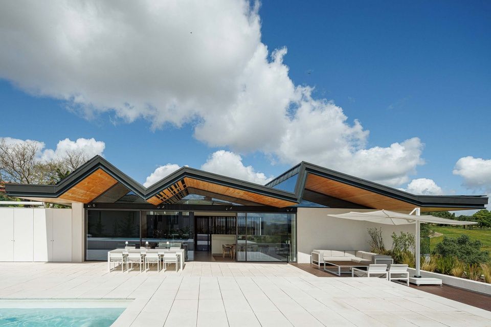里斯本Alcoutins住宅,葡萄牙 / Paulo Martins Arquitectura e Design