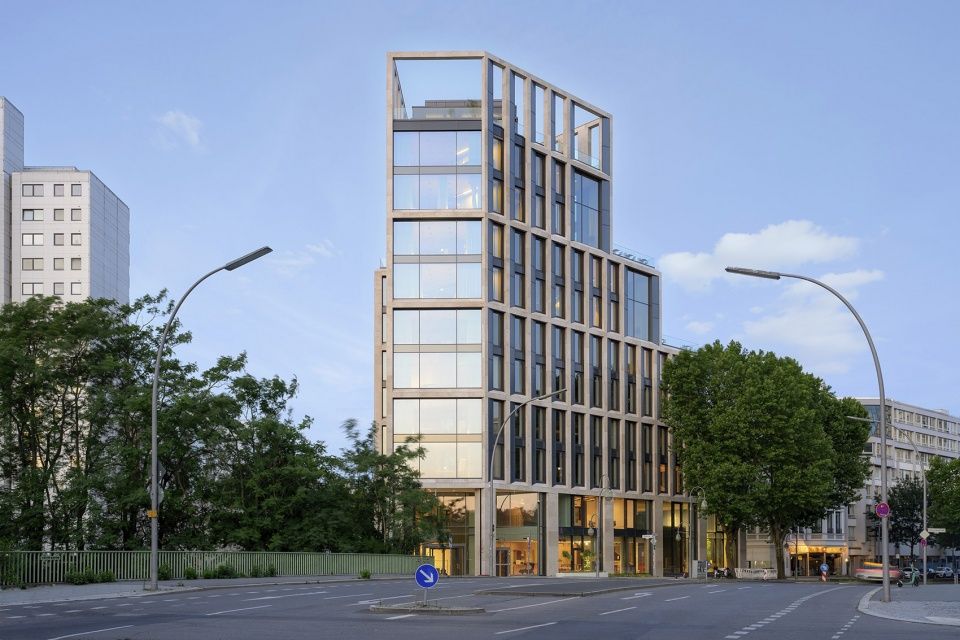 B-One大楼，柏林 / C.F. Møller Architects