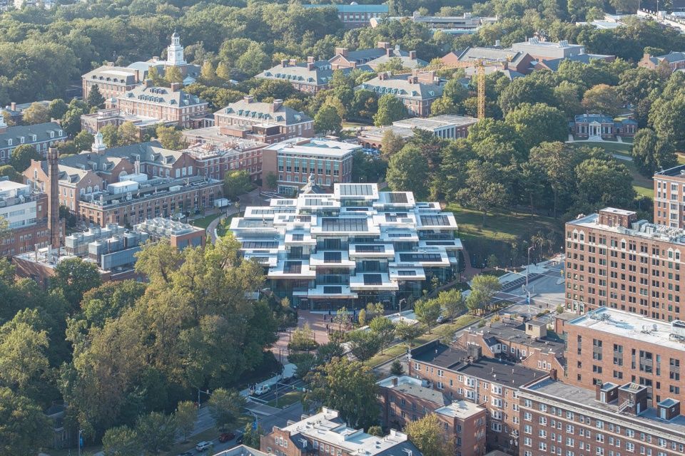 约翰·霍普金斯大学Bloomberg学生中心，美国 / BIG