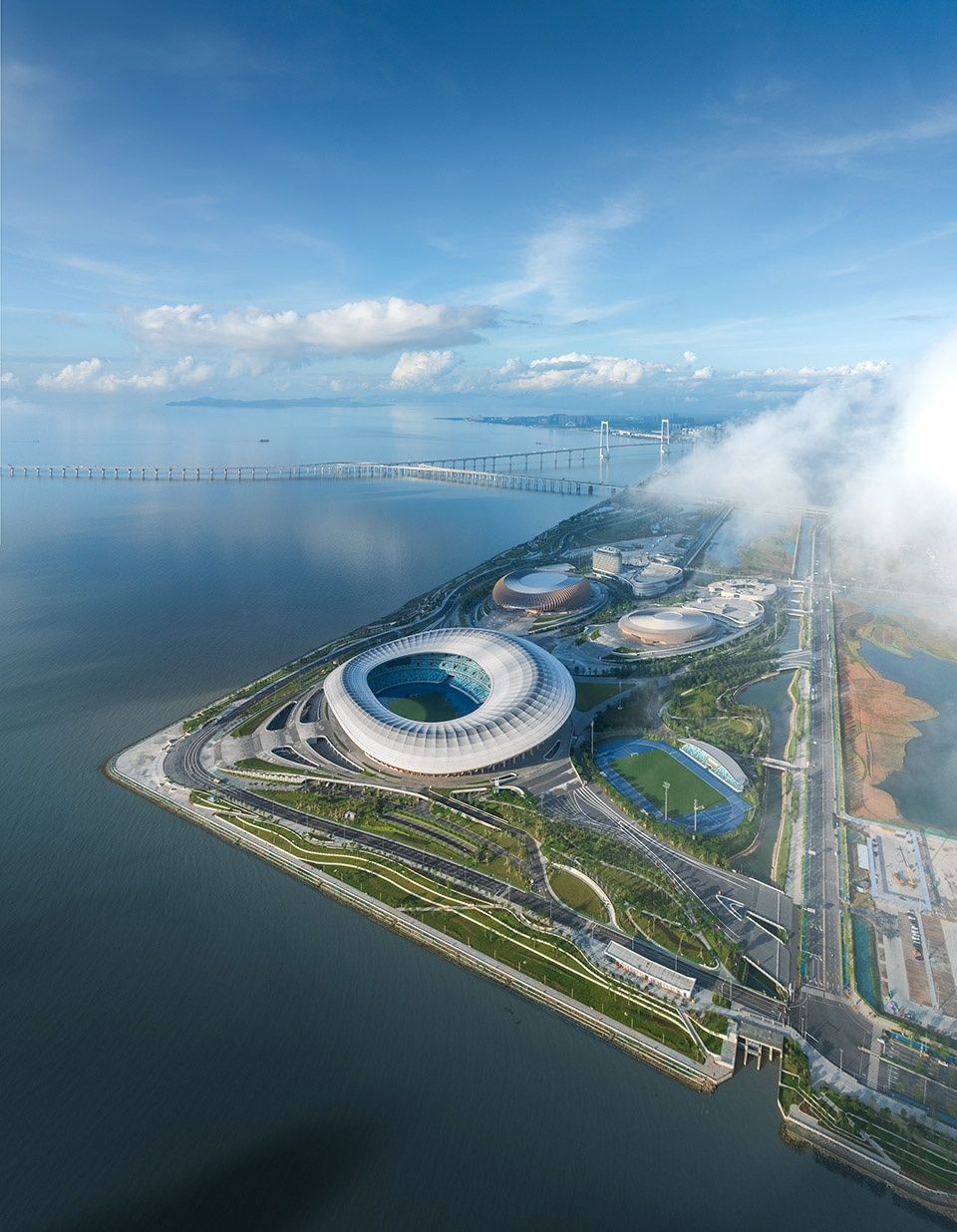 大湾区体育中心,广东 / Zaha Hadid Architects