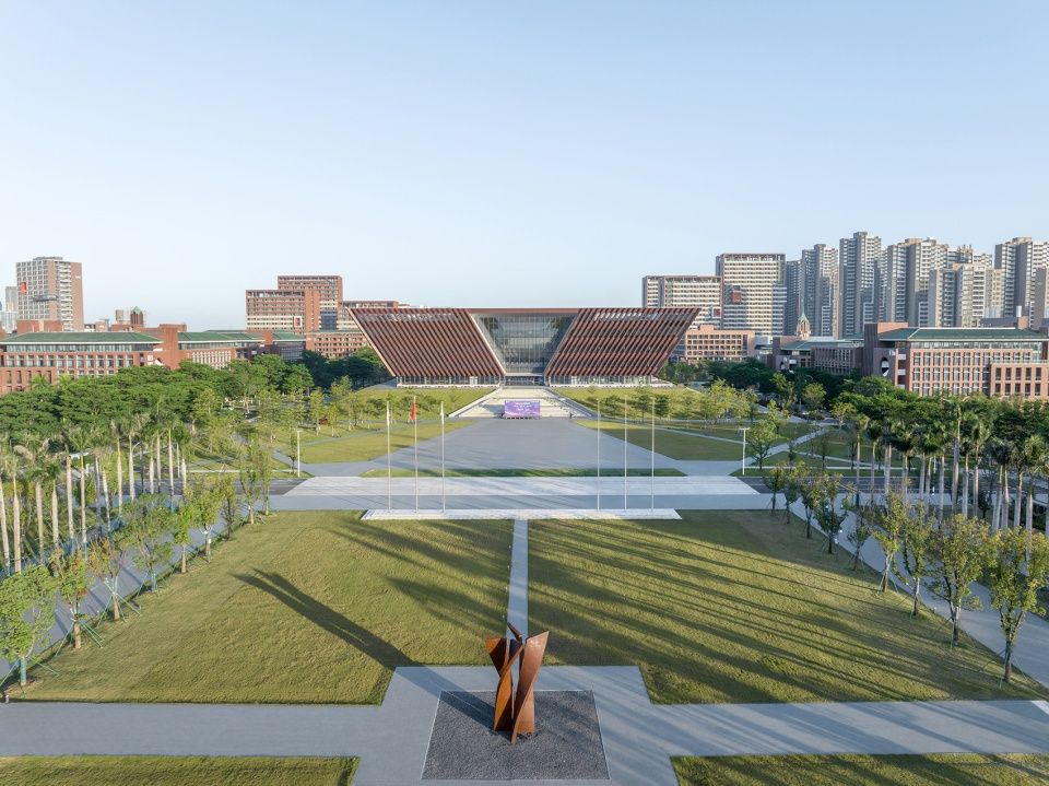 华南理工大学广州国际校区二期工程-E3地块图书馆档案馆,广东广州 / 华南理工大学建筑设计研究院有限公司