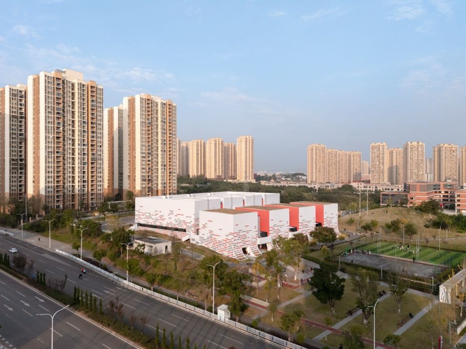 李雪芮全民健身中心,重庆 / 未见筑设计事务所