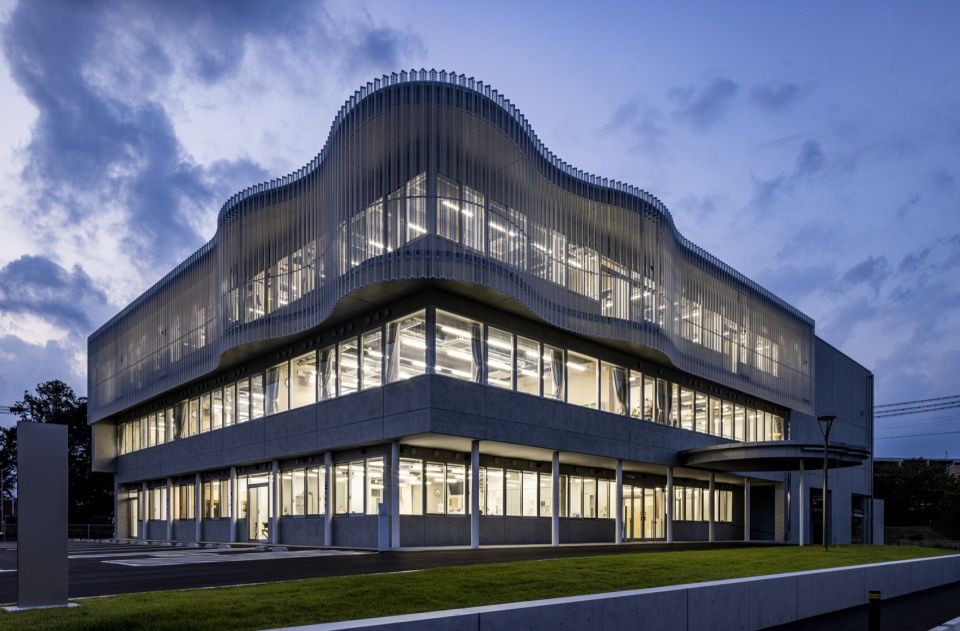 鹤冈市立荘内护理专门学校，日本 / 三上建筑事务所