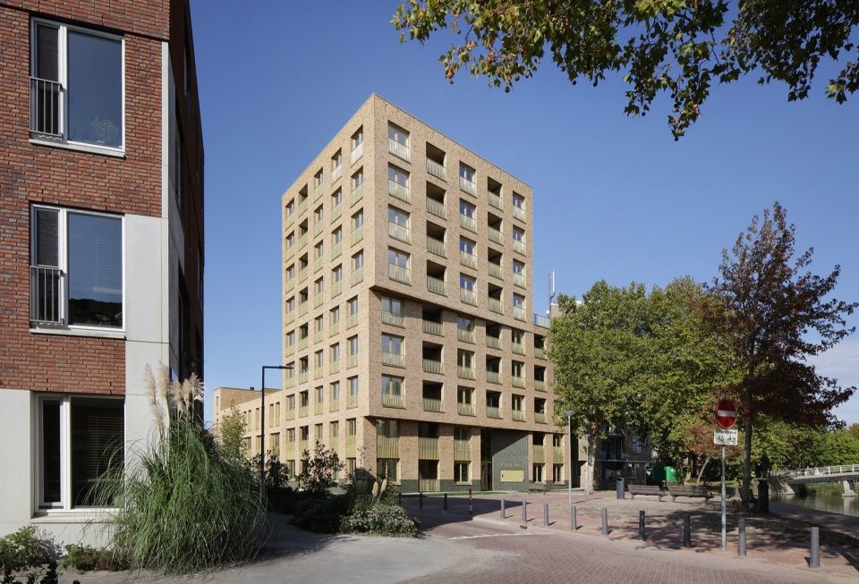 De Hartenrust住宅楼,鹿特丹 / van Bergen Kolpa Architects
