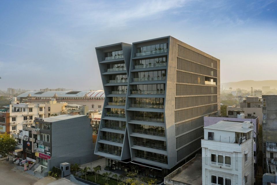 Magnus办公大楼,印度 / Sanjay Puri Architects