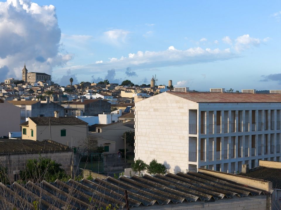 10套公共住宅,西班牙 / Javier Gavin Arquitectura + Juan Moreno + Siddartha Rodrigo + DATAAE
