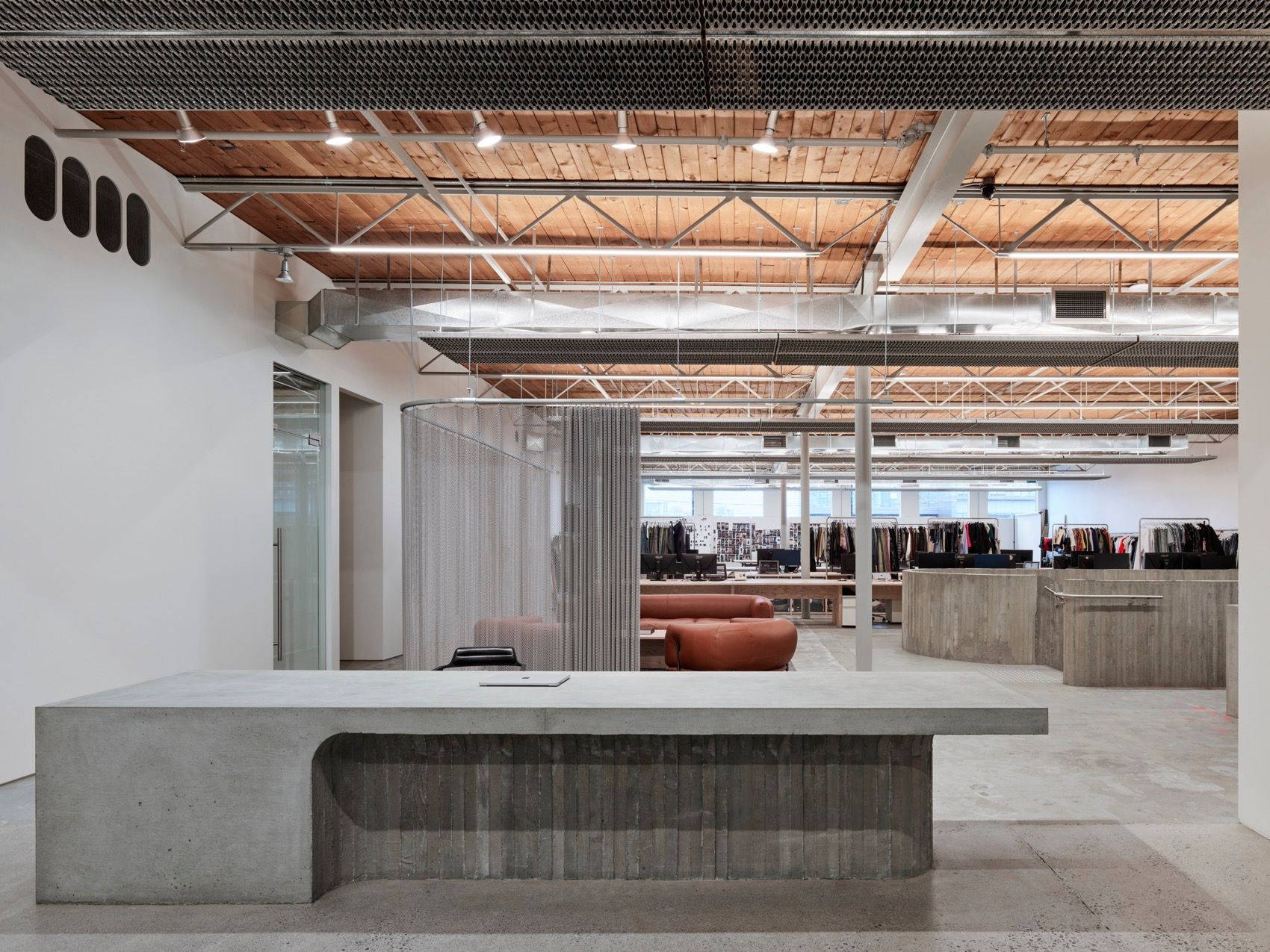 Purple Brand工作室，加拿大 / Scott & Scott Architects