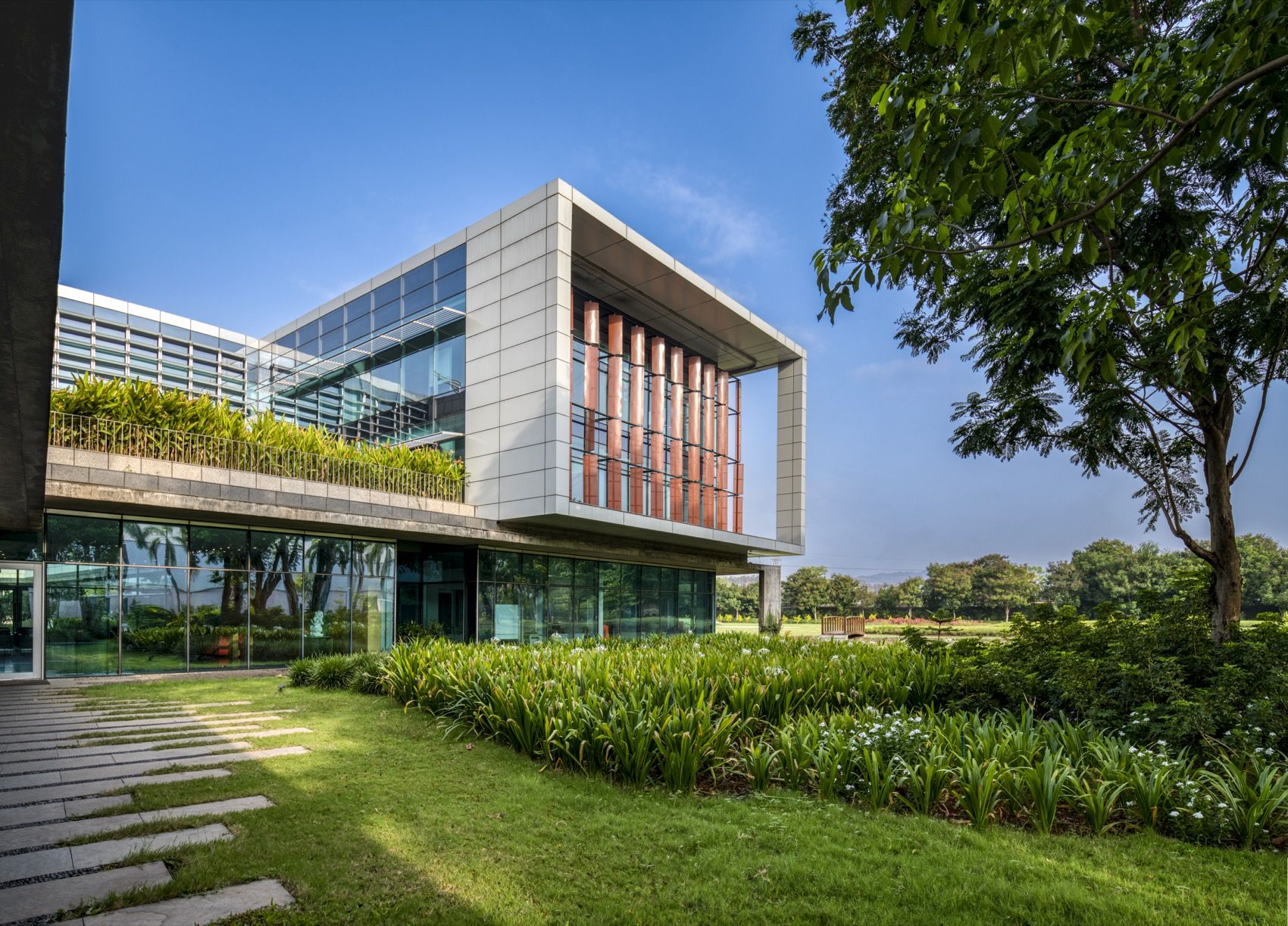 JSW行政办公楼,印度 / Edifice Consultants Pvt. Ltd