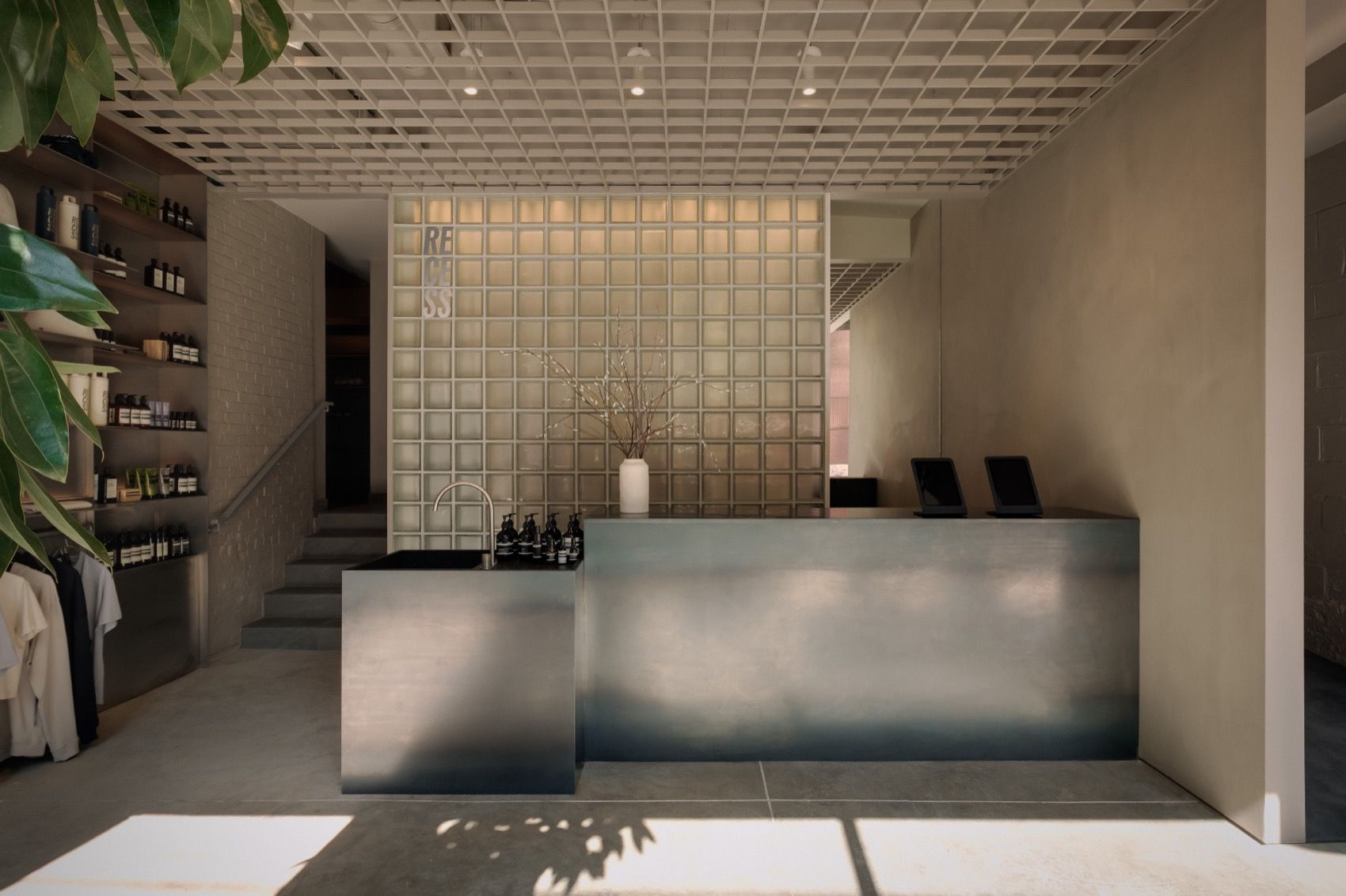 Recess桑拿,加拿大 / Future Simple Studio