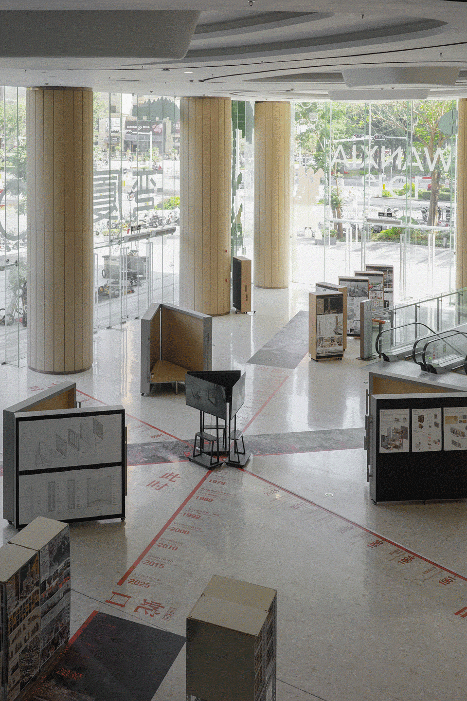 游牧家具展,深圳 / 局内设计 + 东西影 + 墨照 + 厚建筑 + 复设计