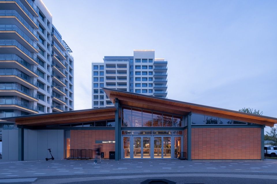 阿那亚第十一食堂，秦皇岛 / 建言建筑