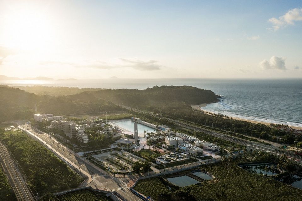 万宁日月湾中旅逐浪度假区及樾潮酒店,海南万宁 / gad