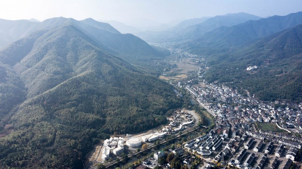 安吉游戏幼儿园与国际儿童中心,浙江 / OLI Architecture