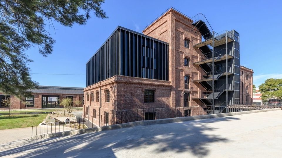 Andén Central办公空间，阿根廷 / ESTUDIO MONTEVIDEO