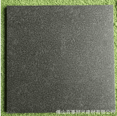 现代佛山瓷砖600*600露台庭院瓷砖18mm户外院子花园加厚地铺石