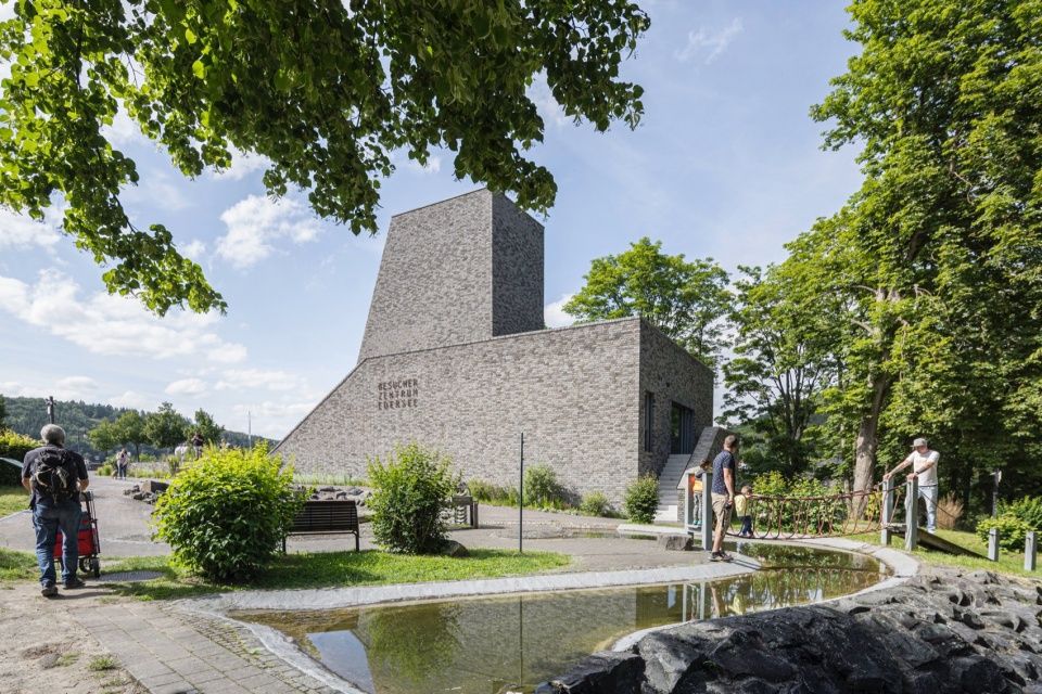 “石水光”游客中心，德国 / Christoph Hesse Architects