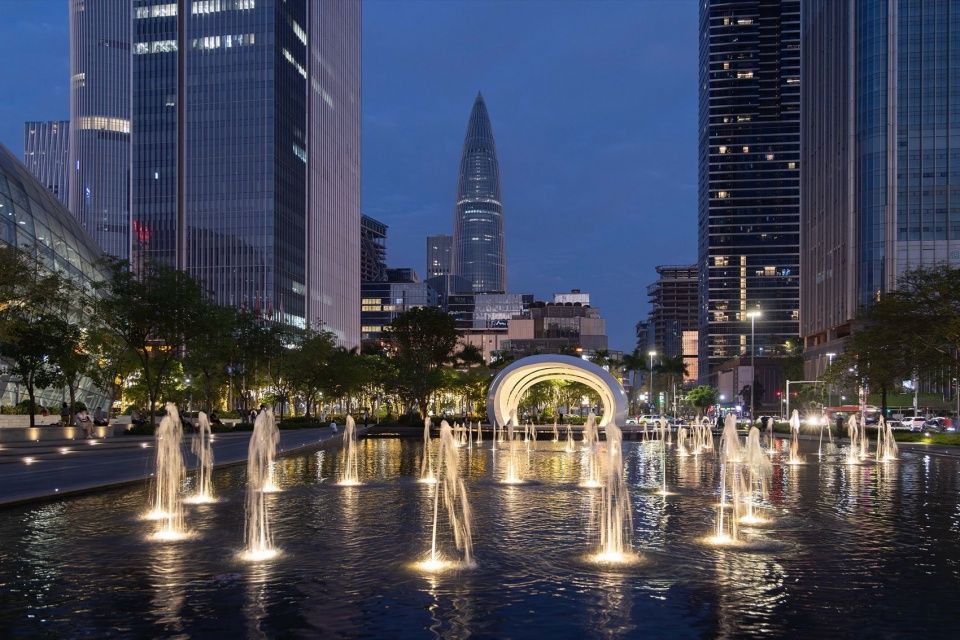深圳后海中心区景观水池焕新 / 译地事务所