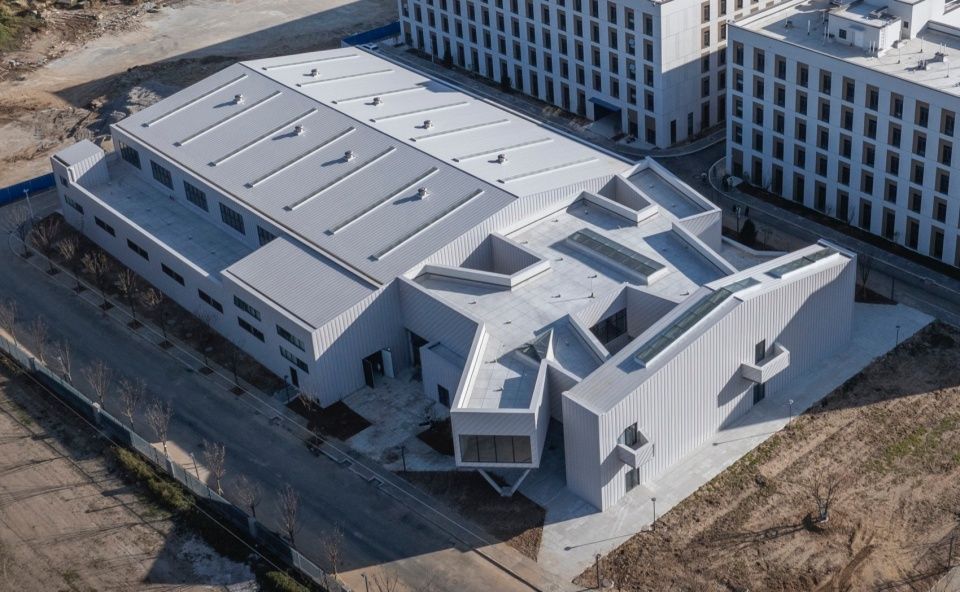越美术馆+悦马术馆，烟台 / 北京超城建筑设计有限公司