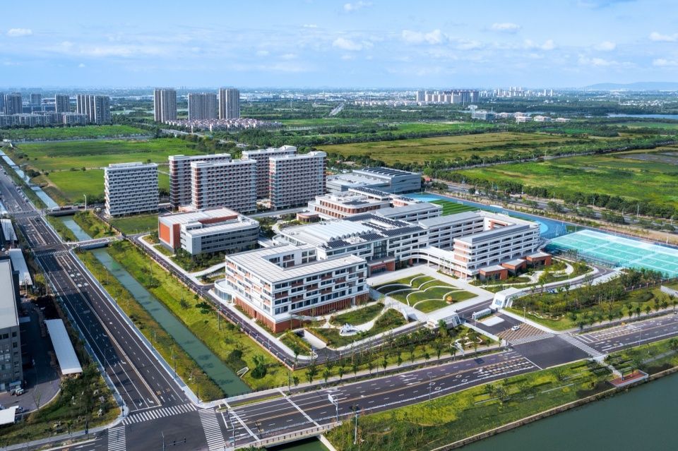 天一中学宛山湖校区，无锡 / 同济大学建筑设计研究院（集团）有限公司
