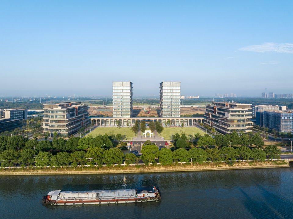 苏州大学未来校区Ⅰ期规划 / 日建设计