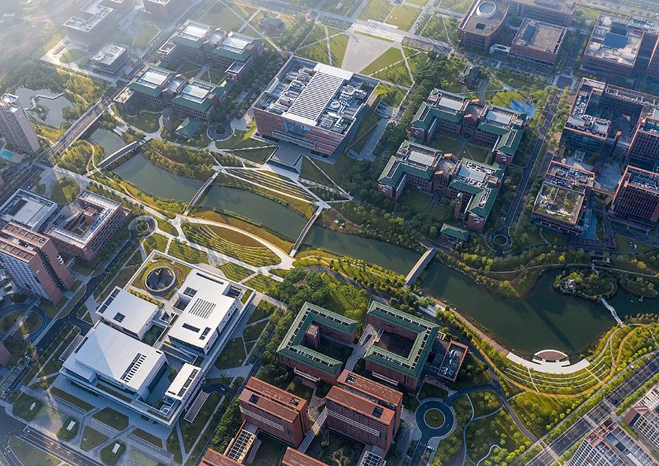 华南理工大学广州国际校区二期景观河道及配套水闸工程，广东 / 华南理工大学建筑设计研究院有限公司