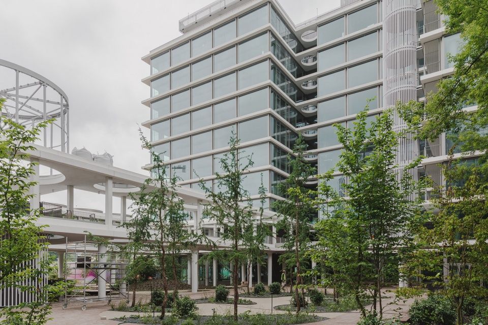 Towarowa 22多功能综合体办公楼，波兰 / JEMS Architekci