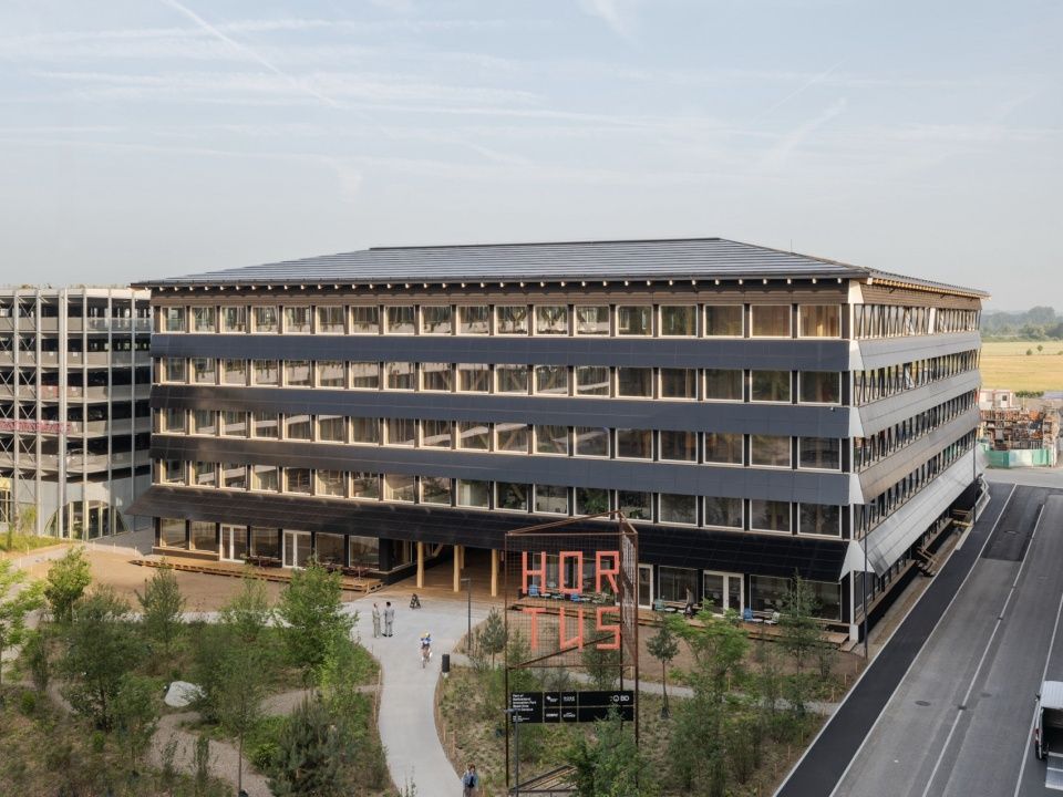 Hortus办公楼，瑞士 / Herzog & de Meuron