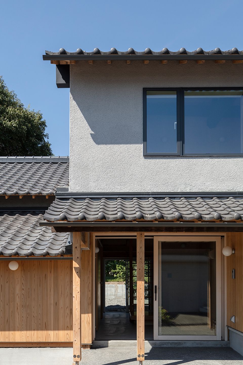 RENKA稻米厂更新住宅与商铺，日本 / raumus