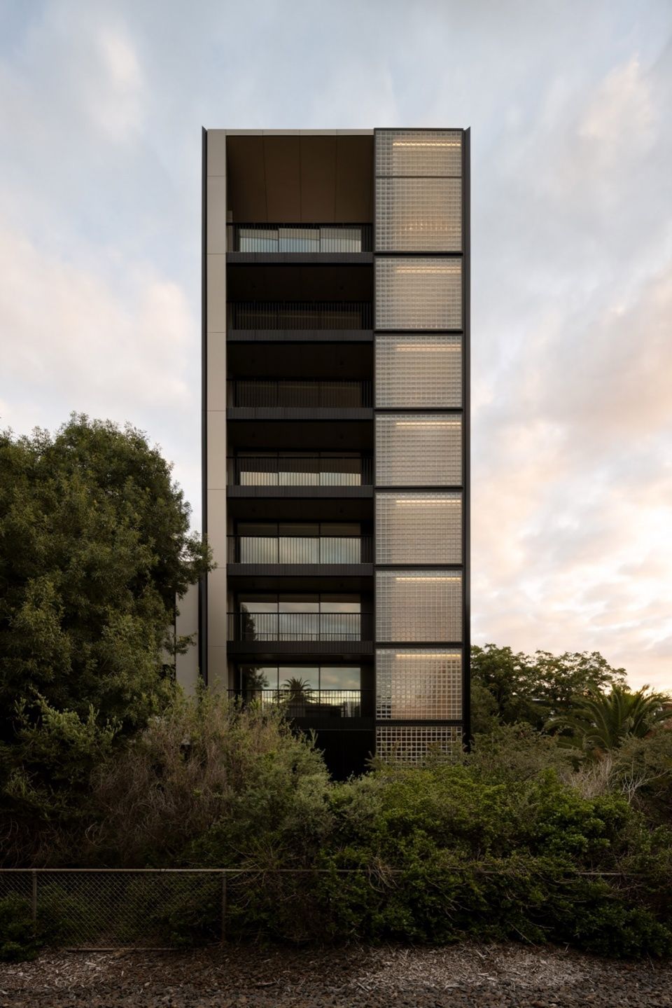 新堡灯塔，澳大利亚 / Splinter Society Architecture