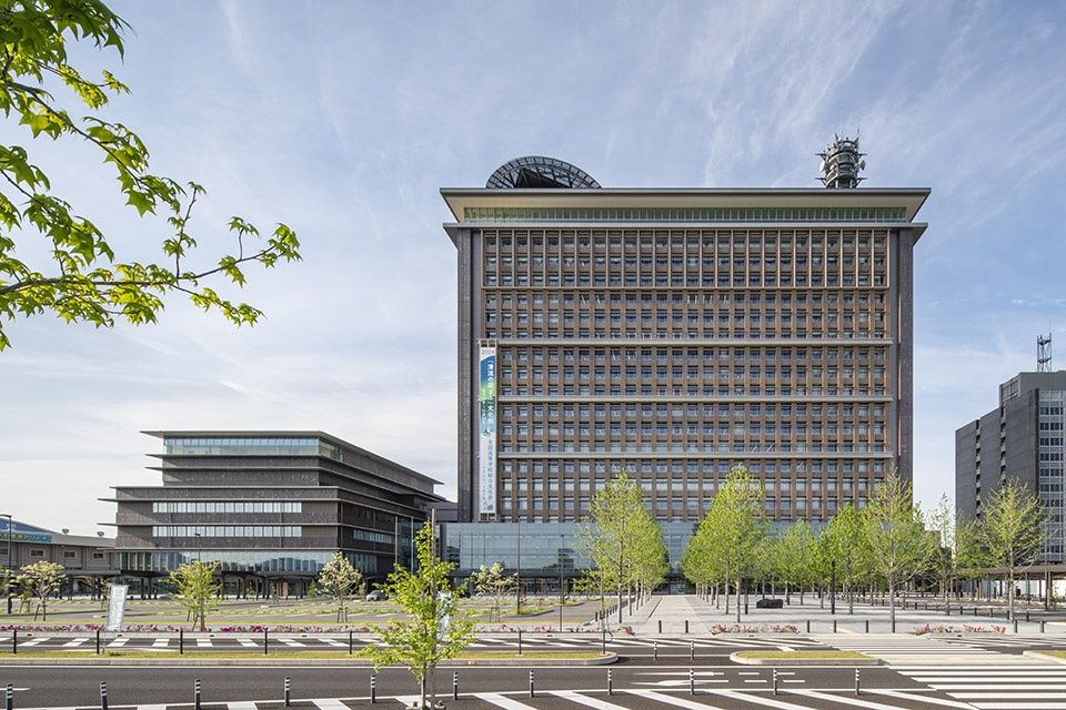岐阜县政府大楼,日本 / 日建设计