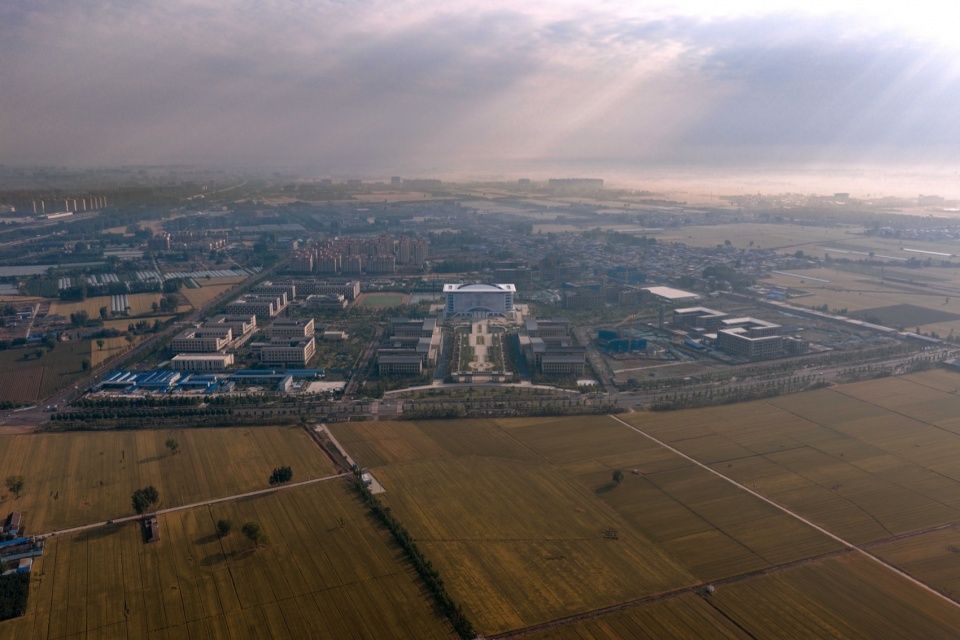 河南信息科技学院图书馆，鹤壁 / 同济四时方院