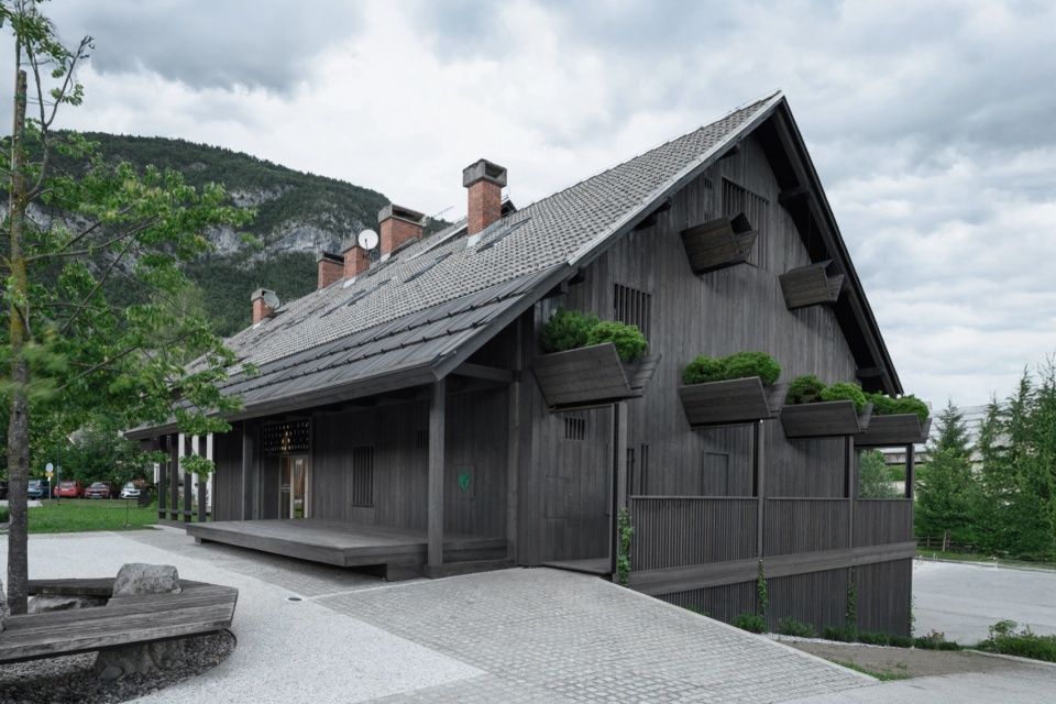 Stara Fužina社区中心，斯洛文尼亚 / OFIS Architects