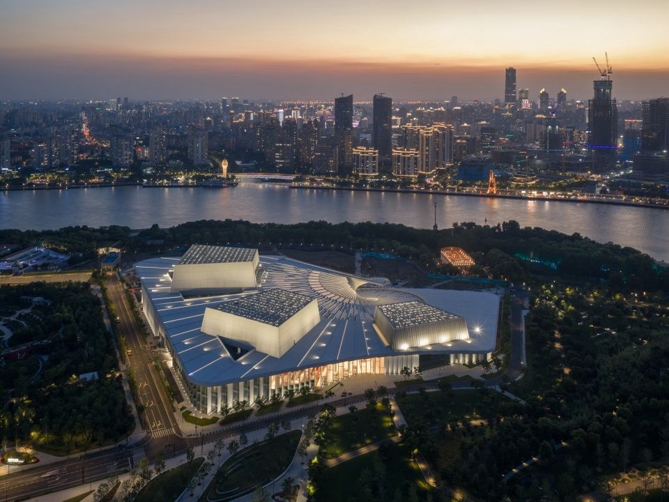 上海大歌剧院，中国 / Snøhetta